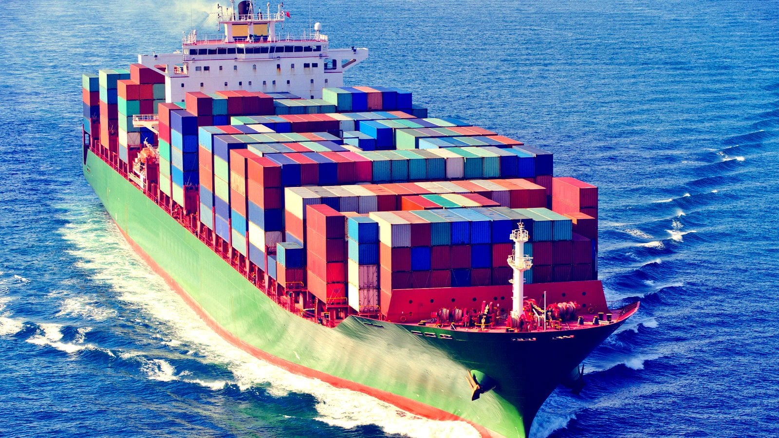 Suez-Rückkehr kann Druck auf Seefrachtraten erhöhen - Branchennews | Frachtportal