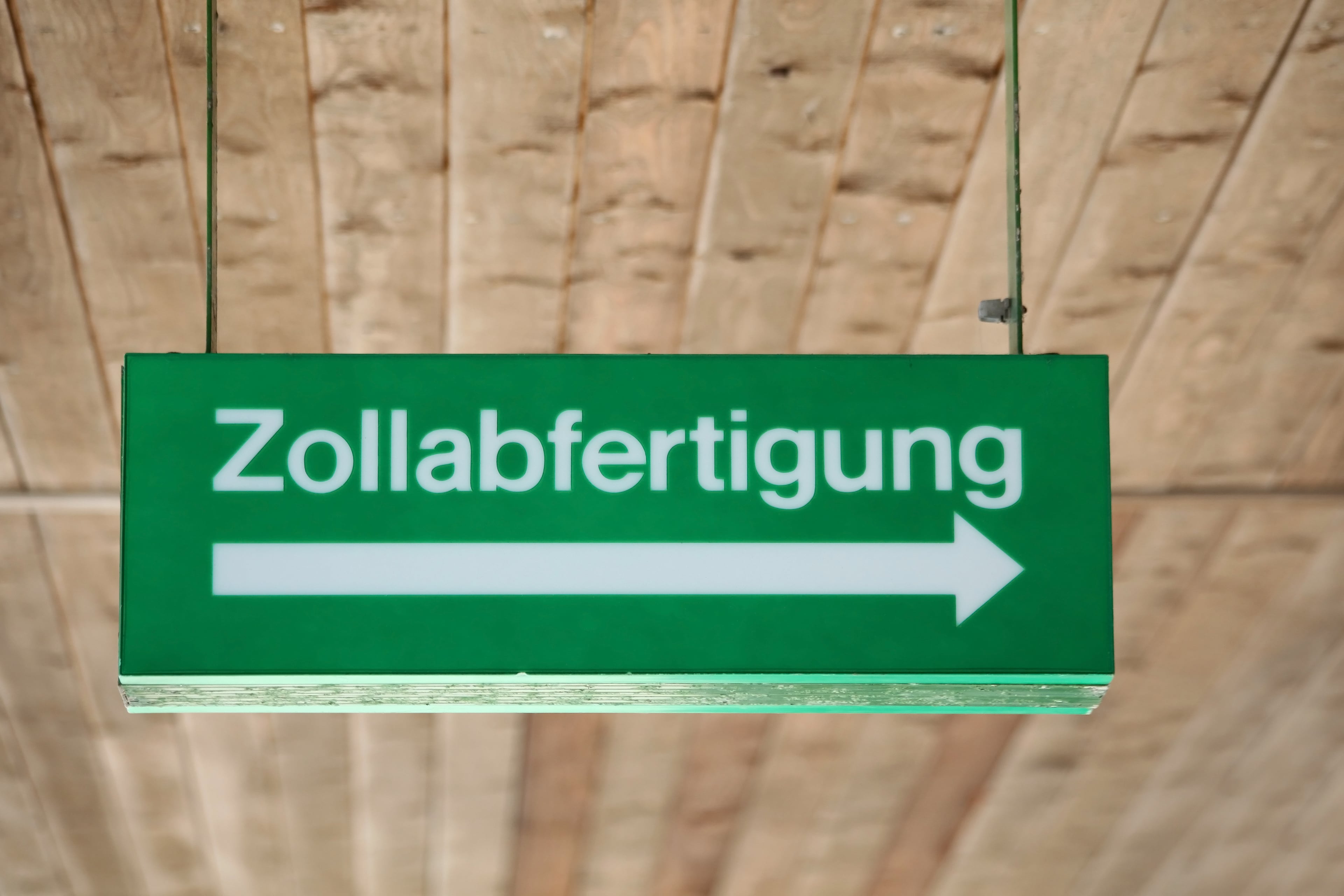 Neue US-Zusatzzölle erhöhen Druck auf internationale Lieferketten - Regulatorik | Frachtportal