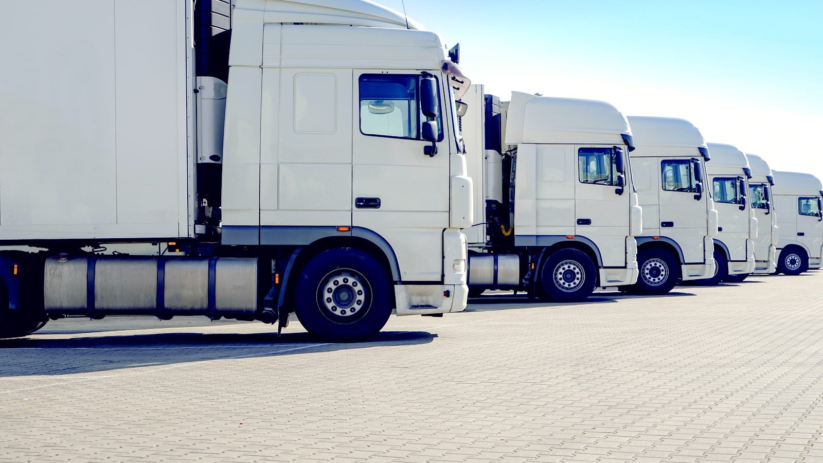 Schwergewichte bĂŒndeln KrĂ€fte fĂŒr Wasserstoff-Lkw in Europa - Innovation | Frachtportal